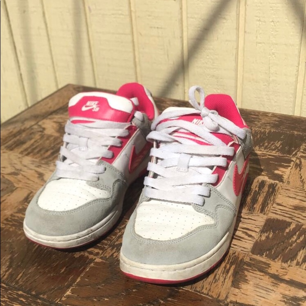 Women’s/ kids Nike SB sneakers